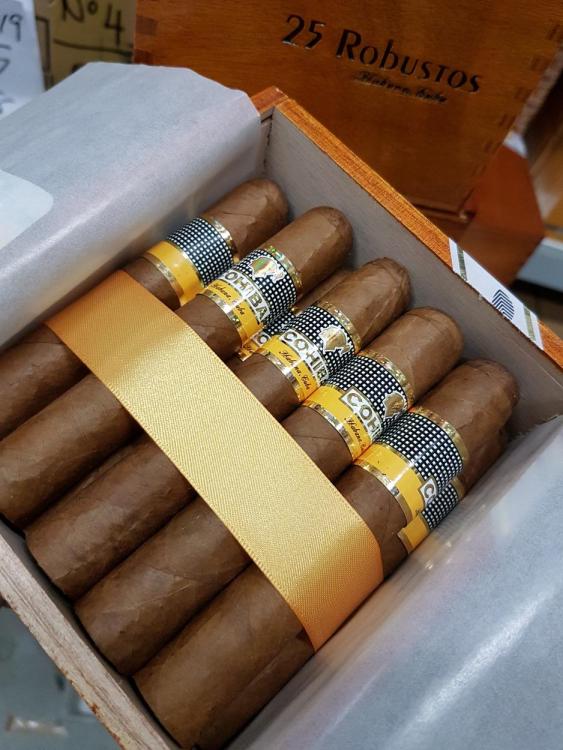 Cohiba RObusto HQ JUL 18.jpg