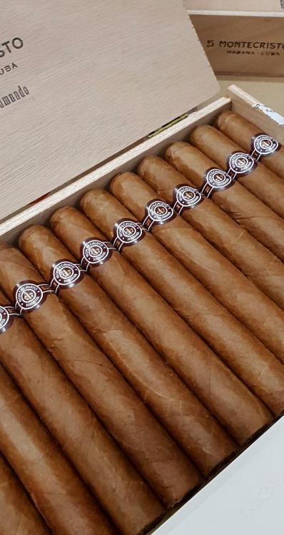 Montecristo DOuble Edmunco.jpg