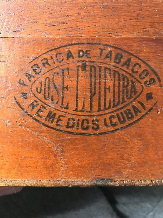 Vintage-Jose-L-Piedra-Wooden-Cigar-Box-Case-_57.jpg