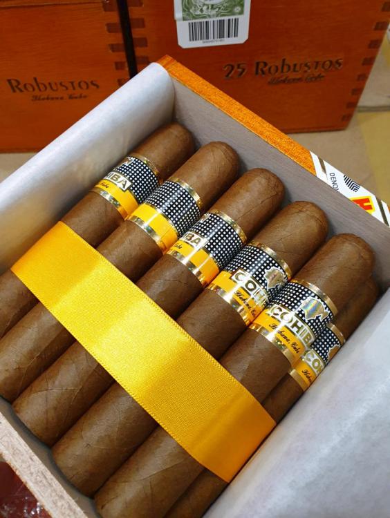 Cohiba Robusto HQ FEB 20.jpg