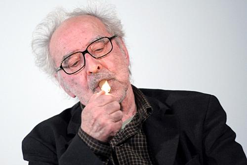 Jean-Luc-Godard-Cigar-Smoke-cigarmonkeys.com-the-best-cigar-website-5.jpg.e43e2183c058dd1bba7f980afa89f1c7.jpg