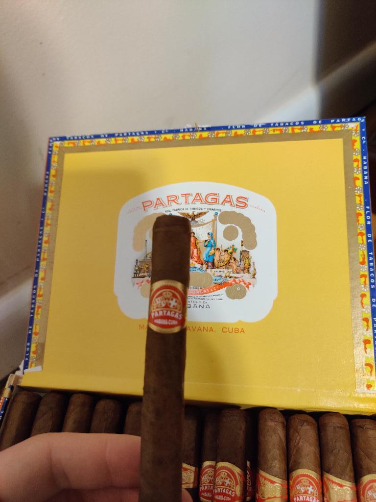 What Size Freezer Bags? - Cigars Discussion Forum the water hole -  Friends of el Habano Cuban Cigars Discussion Forum - FOH Forum