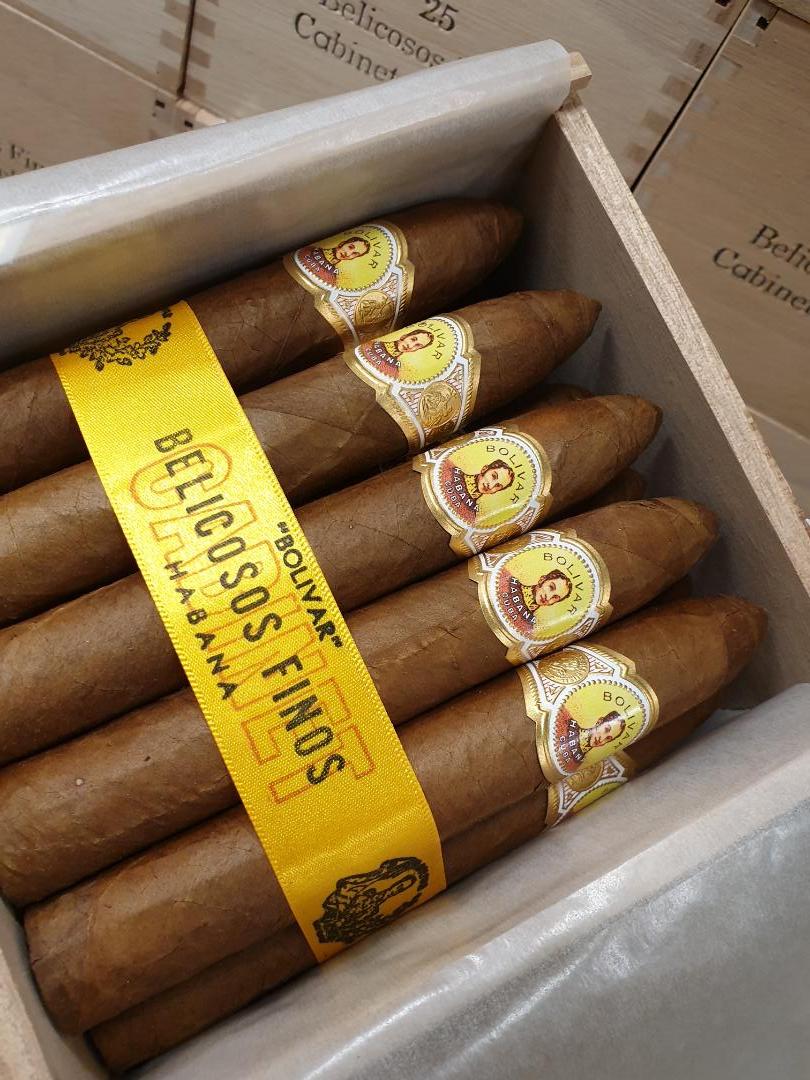 Bolivar Belicoso finos PSP AGO 19.jpg