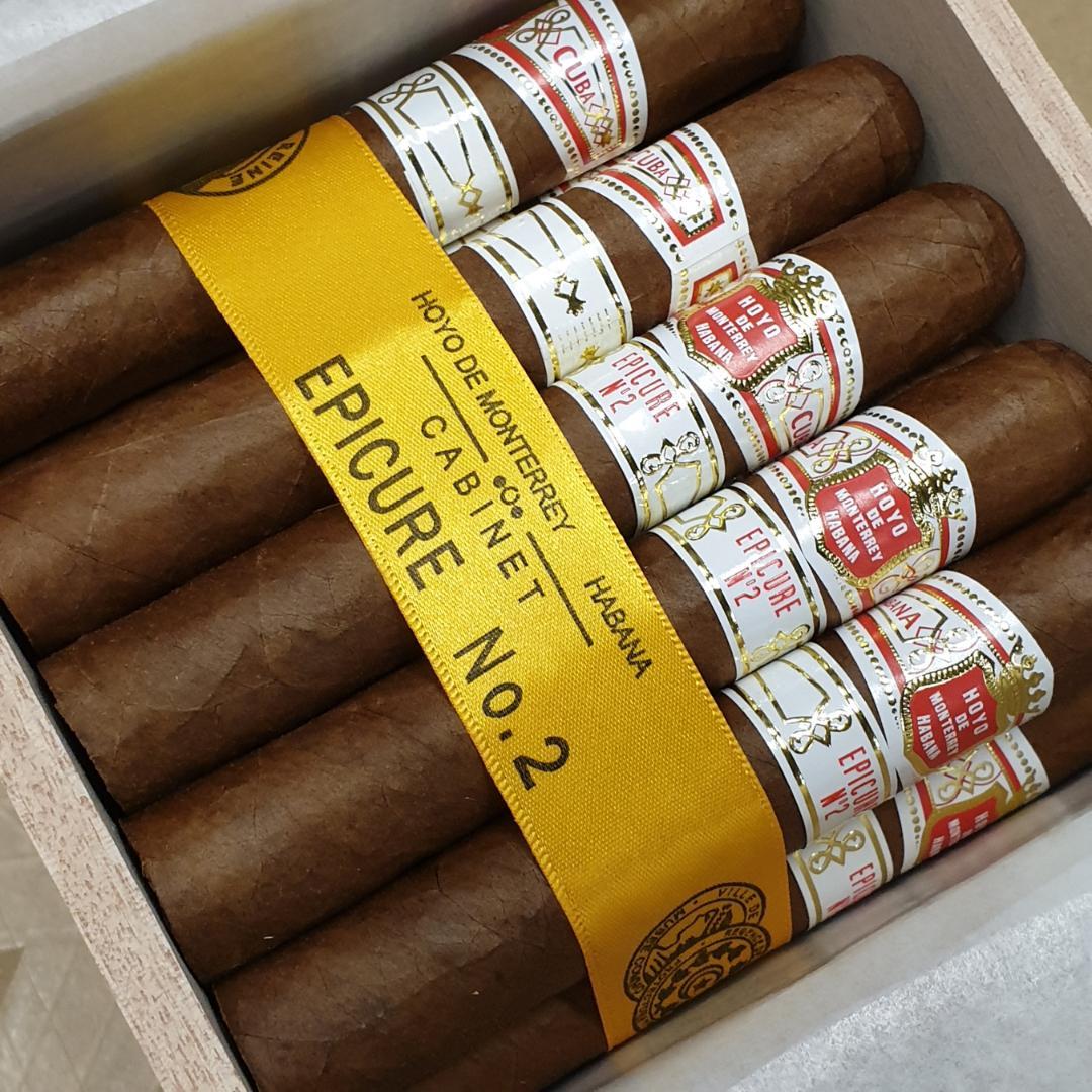 Hoyo de Monterrey Epicure Numbr 2 MAY 21.jpg