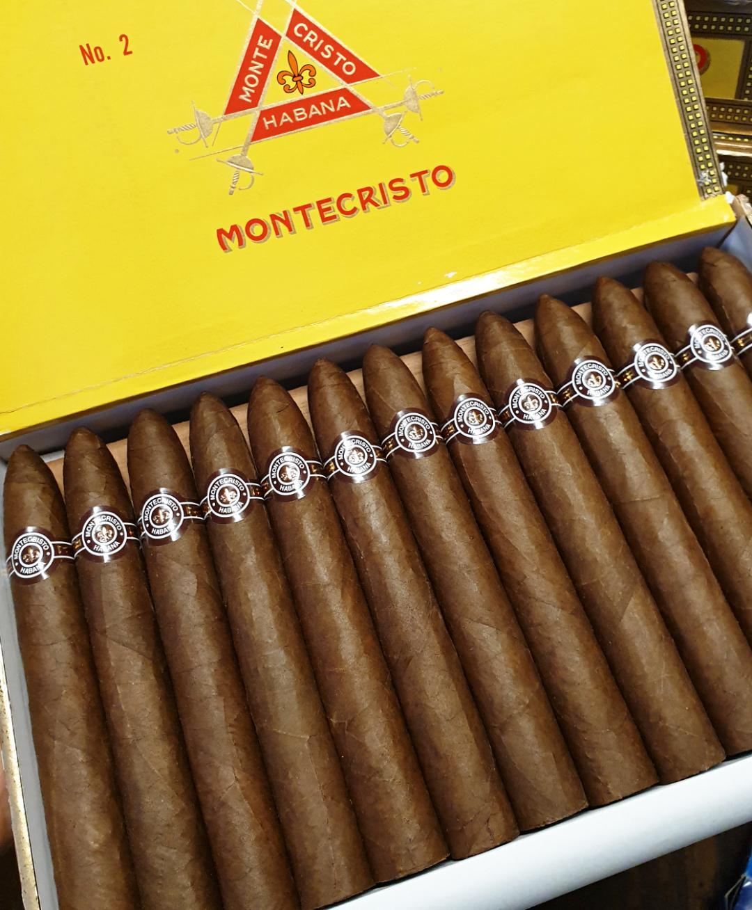 Montecristo Number 2 CL SEP 21.jpg