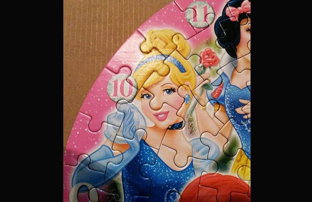 Article-Image-ProductDesignFails-Disney-Princess-Puzzle.jpg.fd49ed0fd606597980bdfa72e103d48c.jpg