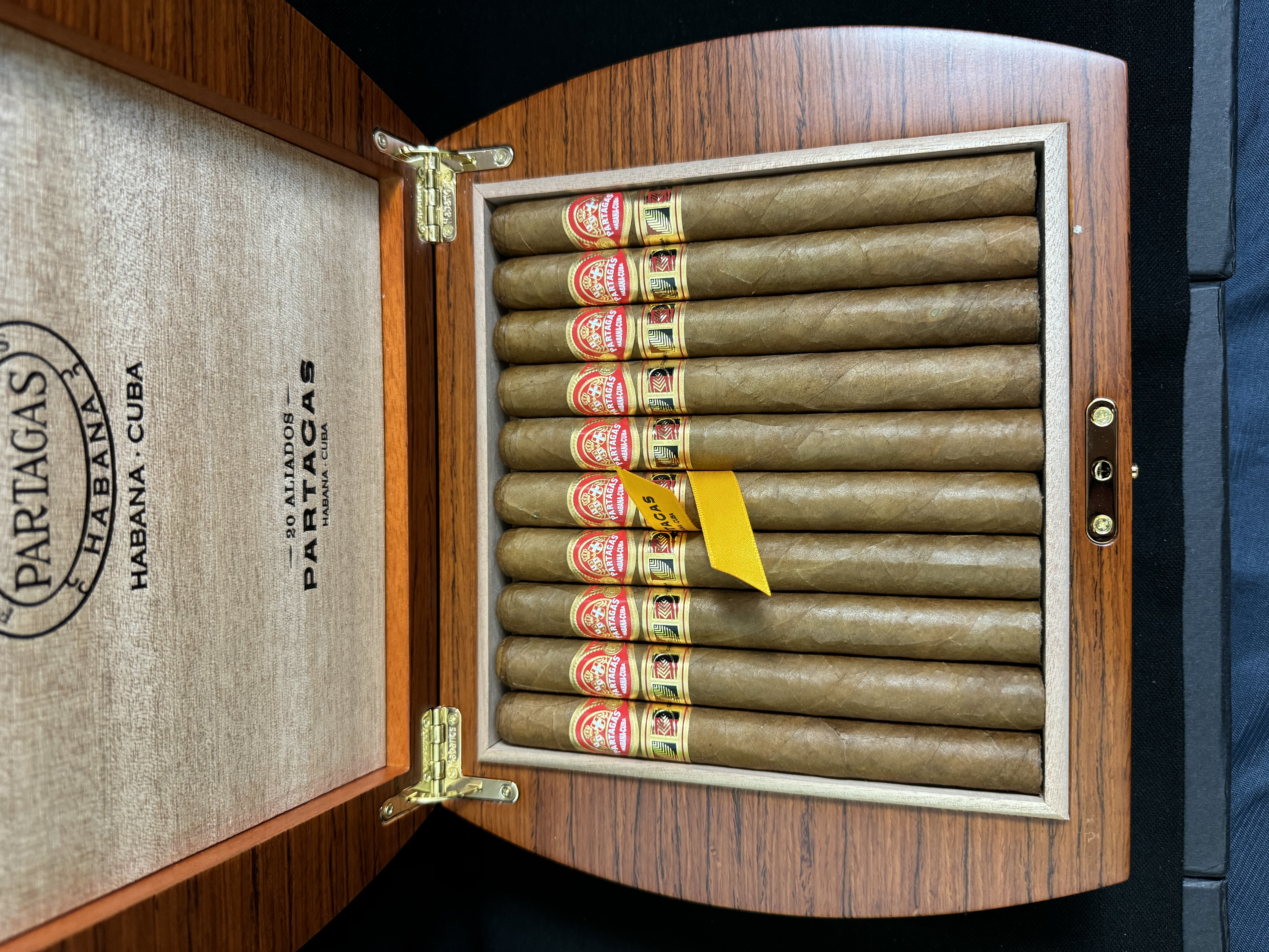 partagas aligidos.JPG